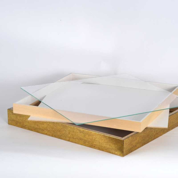Vitrina Marco Oro 4 cm. interior