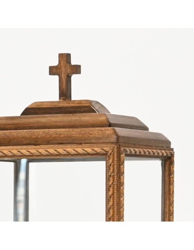 Urna Madera labrada y cristal. Para relicario