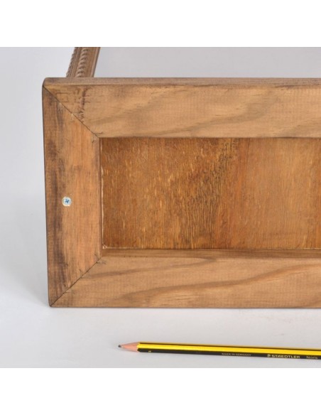 Urna Madera labrada y cristal. Para relicario