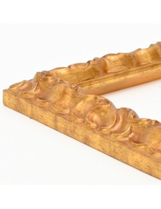 Marco madera labrada decorado oro viejo