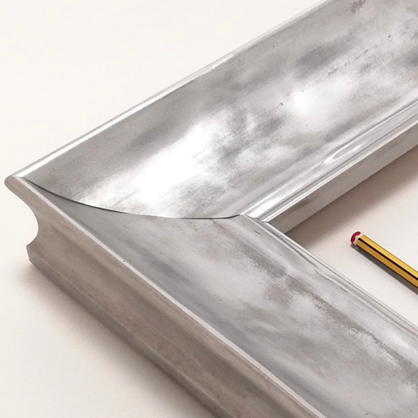 Espejo con marco plata fabricado a medida R-50