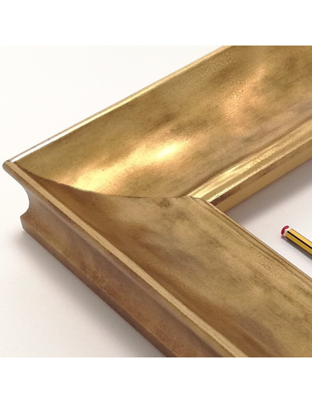 Espejo con marco dorado R-51