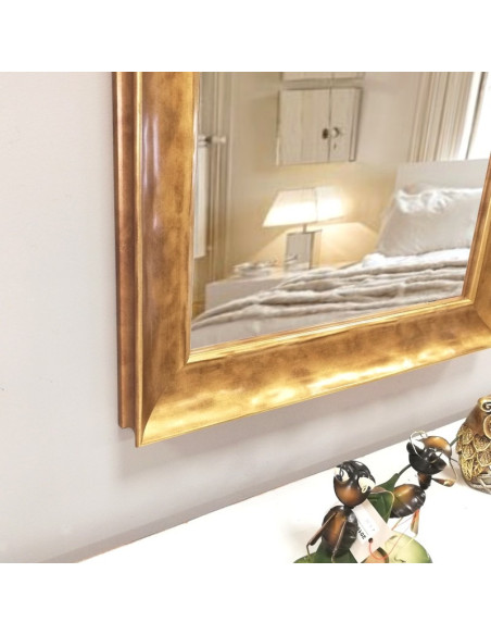 Espejo con marco dorado R-51