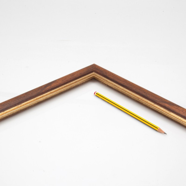 Marco madera nogal viejo filo oro L-43