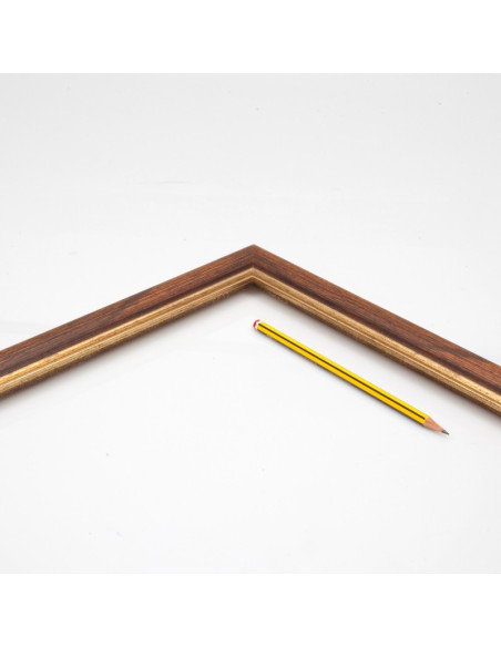 Marco madera nogal viejo filo oro L-43