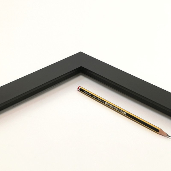Marco madera lacado negro mate 4 cm.