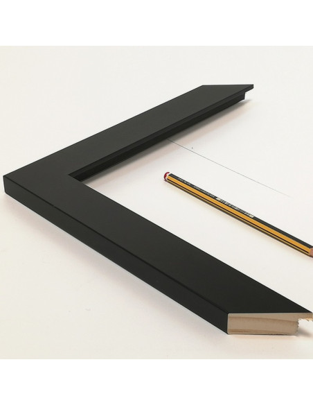 Marco madera lacado negro mate 4 cm.