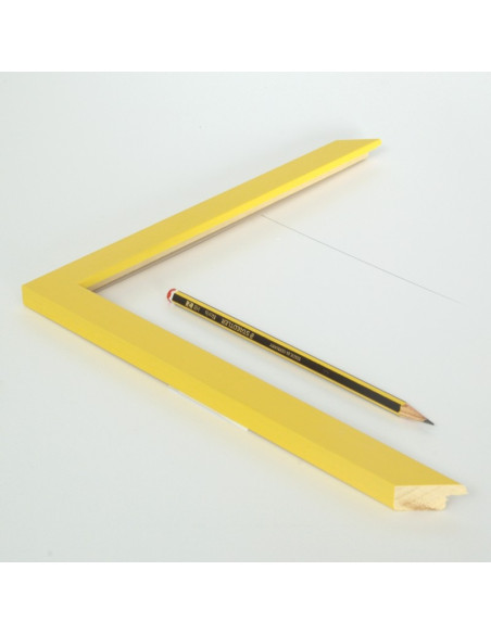 Marco amarillo 2 cm. E-22