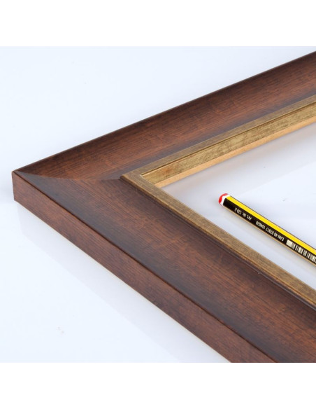 Marco madera nogal filo dorado
