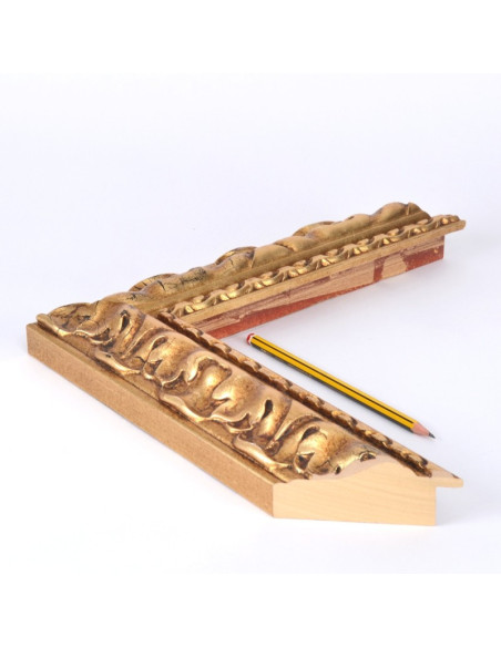 Espejo con marco Clásico talla y pan de oro