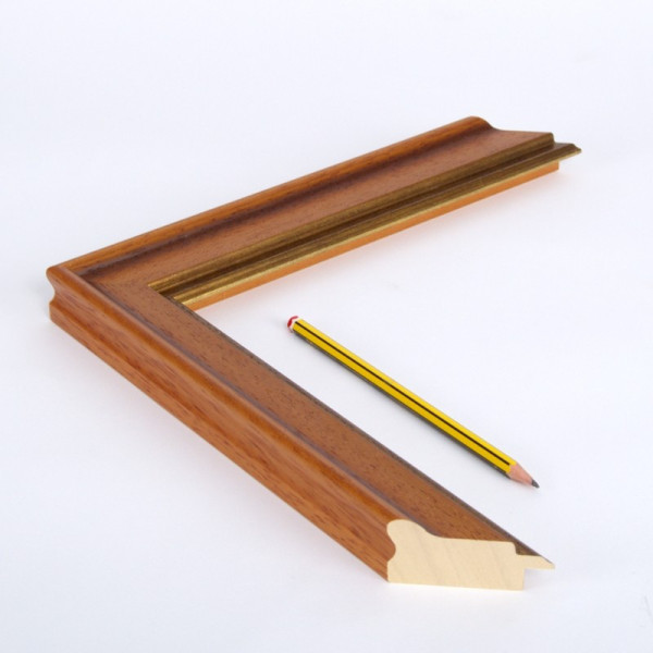 Marco madera color nogal y filo dorado