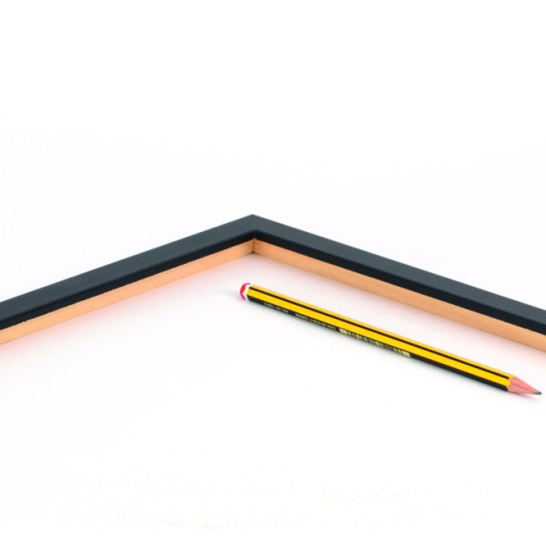 Moldura negro mate 1,5 cm.